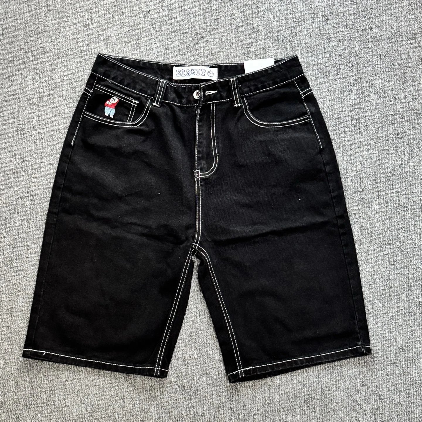 Denim Shorts Skateboard Style photo 5