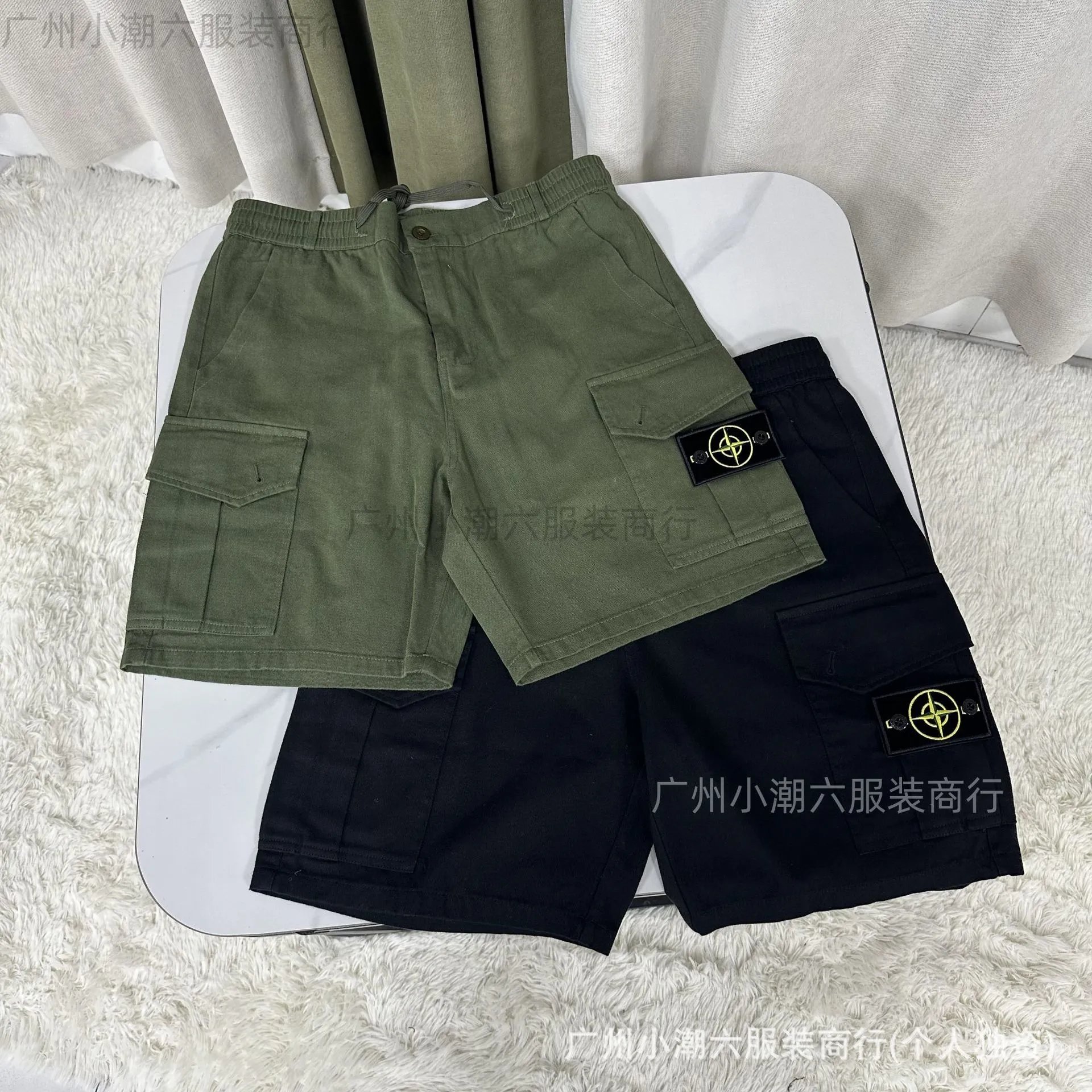 Canvas cargo shorts with embroidery
