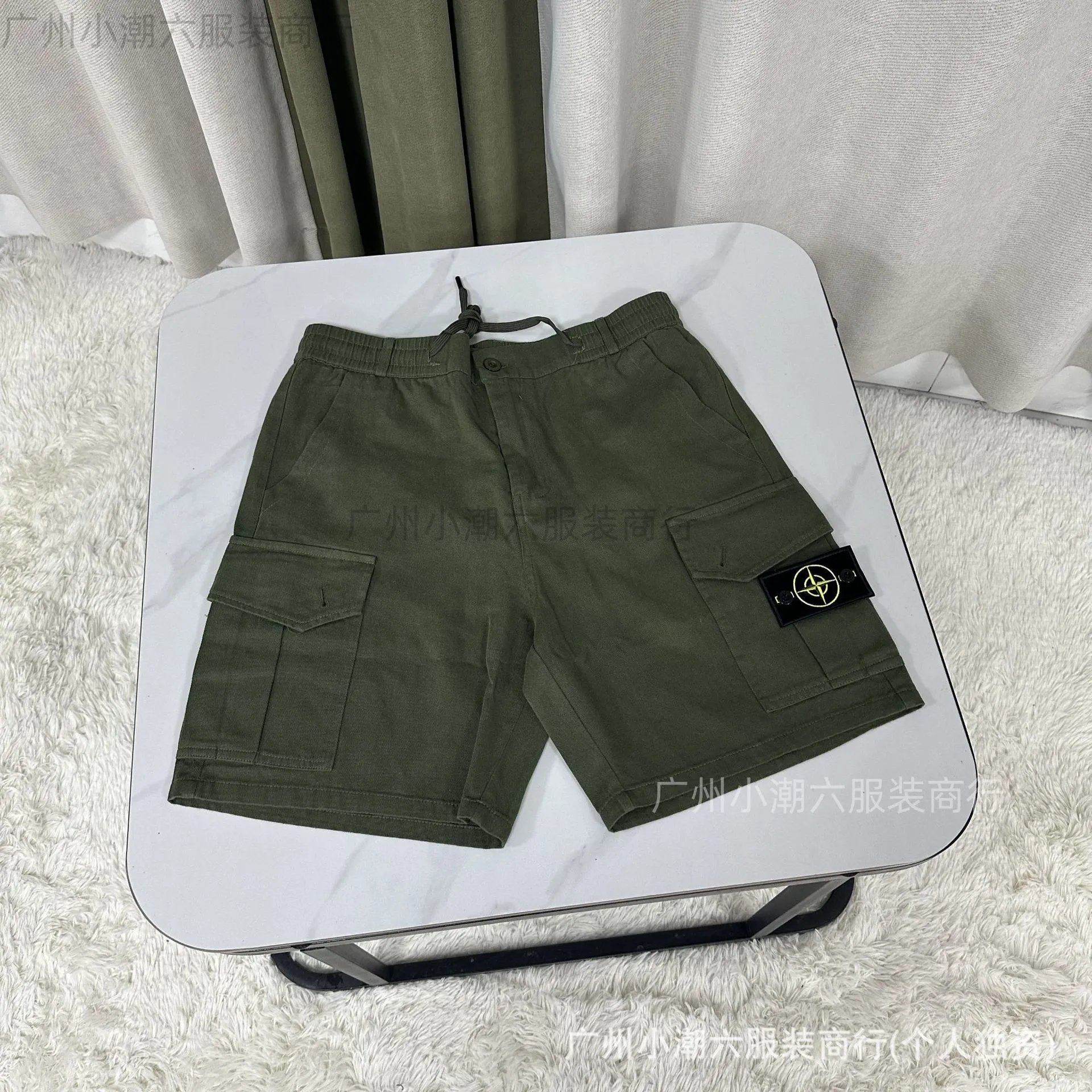 Canvas cargo shorts with embroidery photo 3