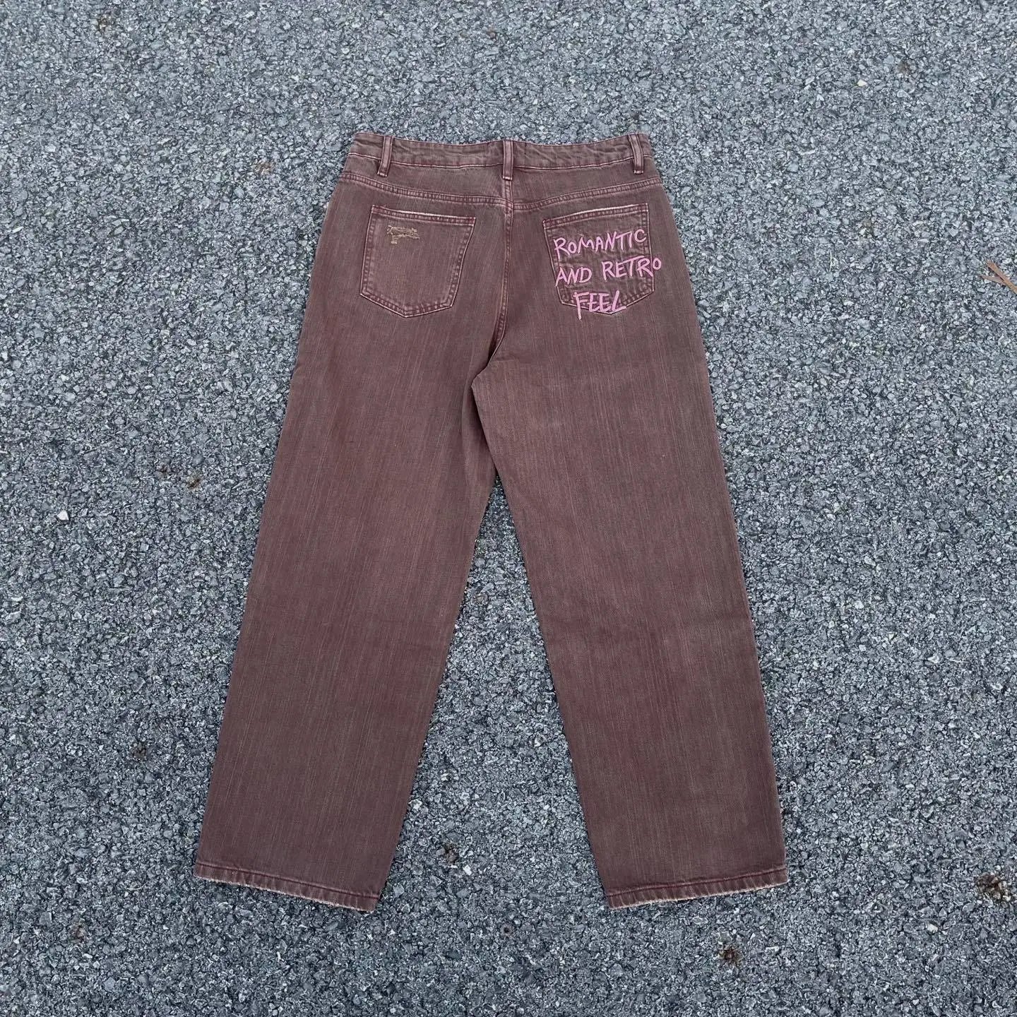 Embroidered Distressed Jeans photo 4