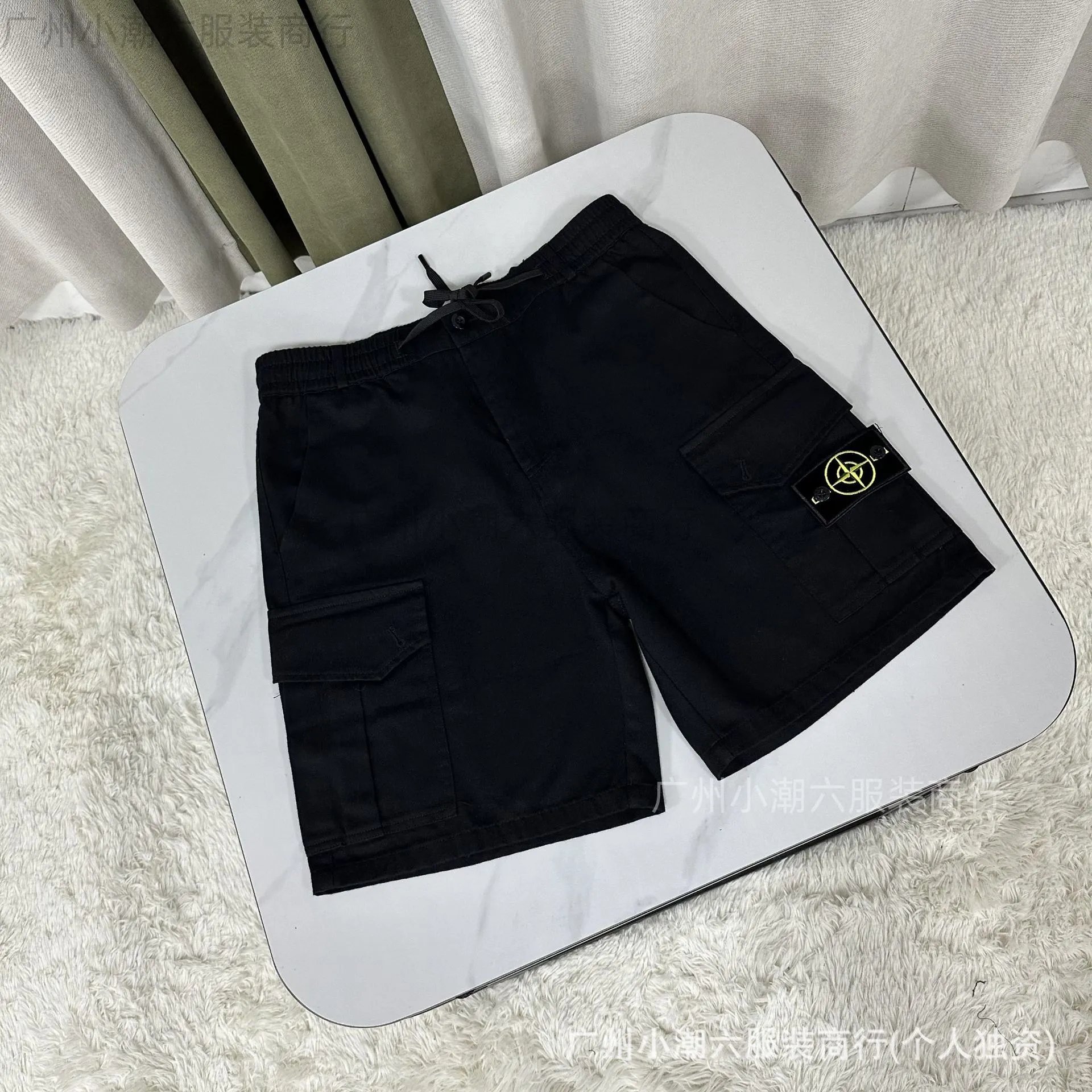 Canvas cargo shorts with embroidery photo 2