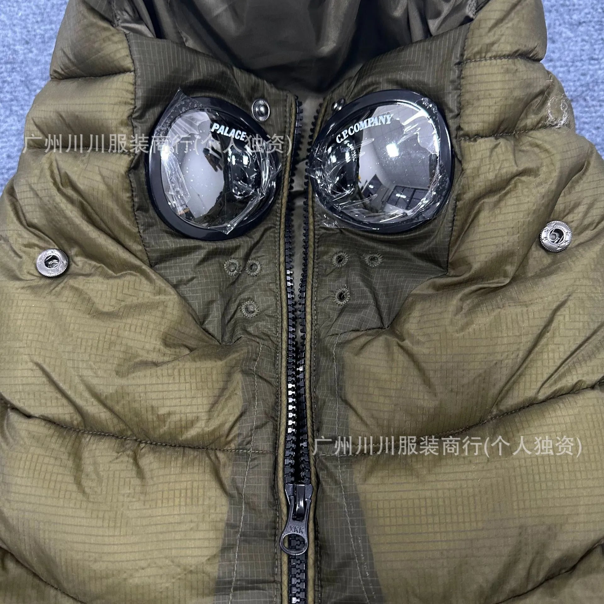 Mirror Badge Hooded Puffer Jacket photo 8