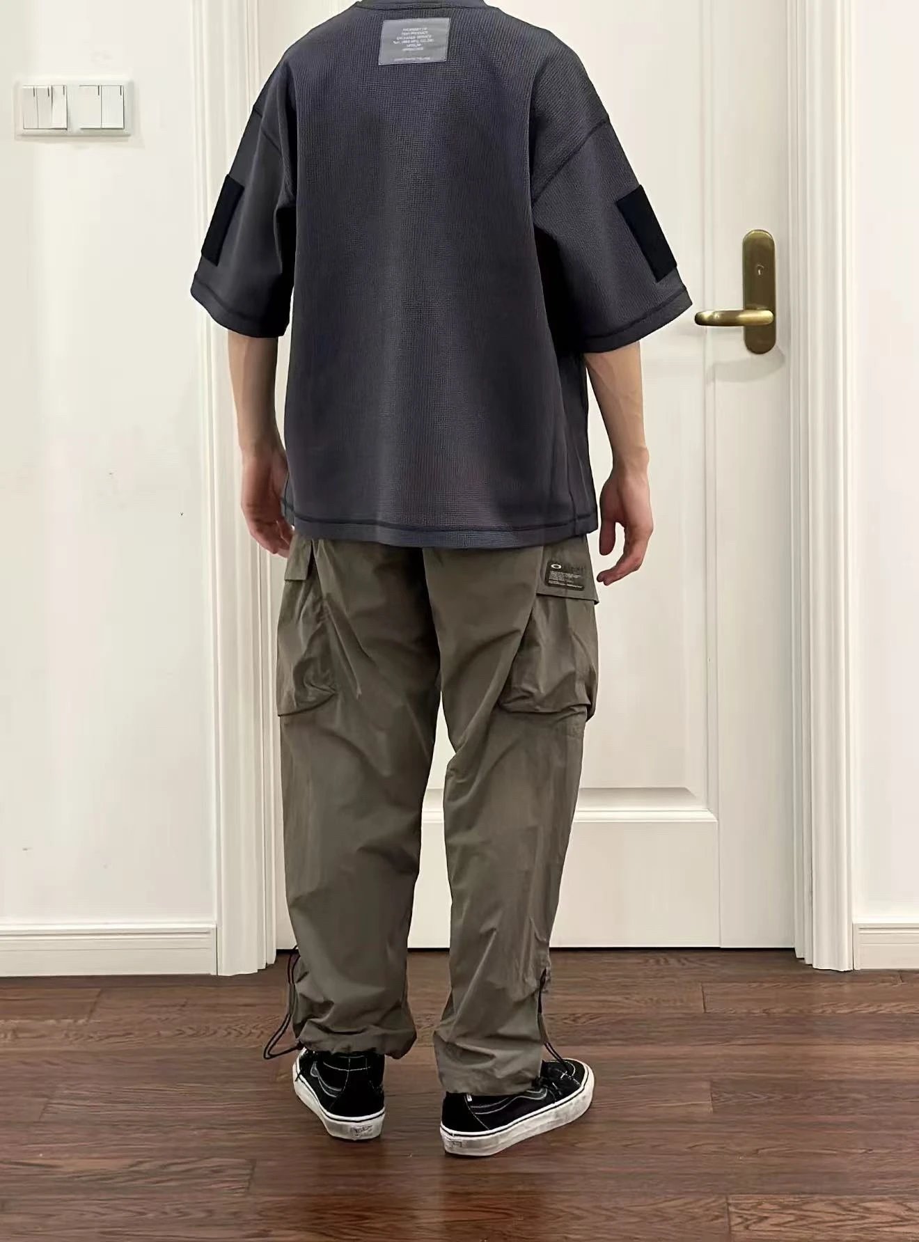 Drawstring Cargo Pants photo 7