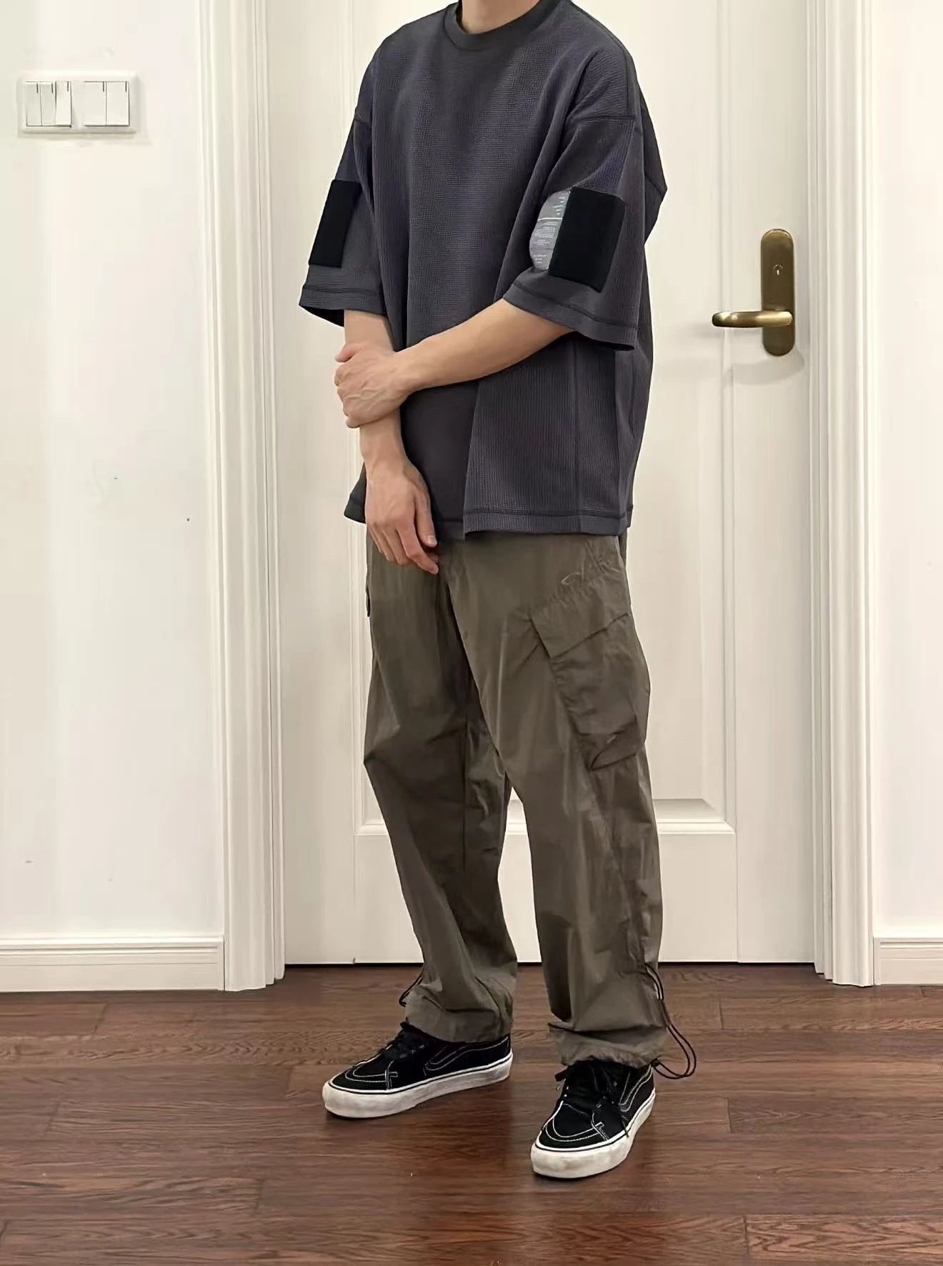 Drawstring Cargo Pants photo 6