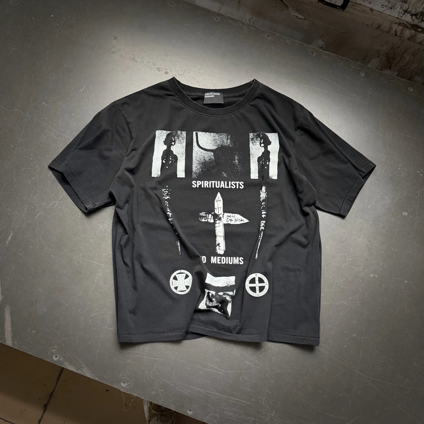 Slogan Graphic Washed T-Shirt photo 6
