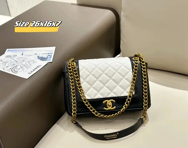 Chanel Handbags Quilted Top-Handle Chain Bag product detail image 9