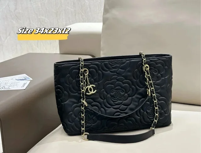 Chanel Handbags Quilted Top-Handle Chain Bag product detail image 7