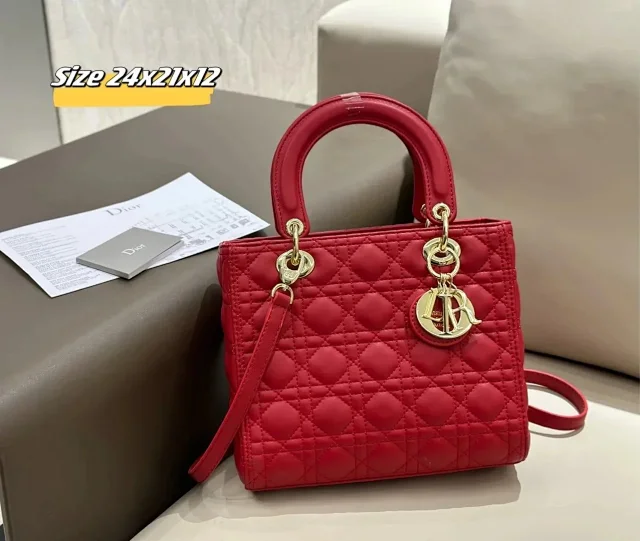 Chanel Handbags Quilted Chain-Strap Handbag product detail image 10