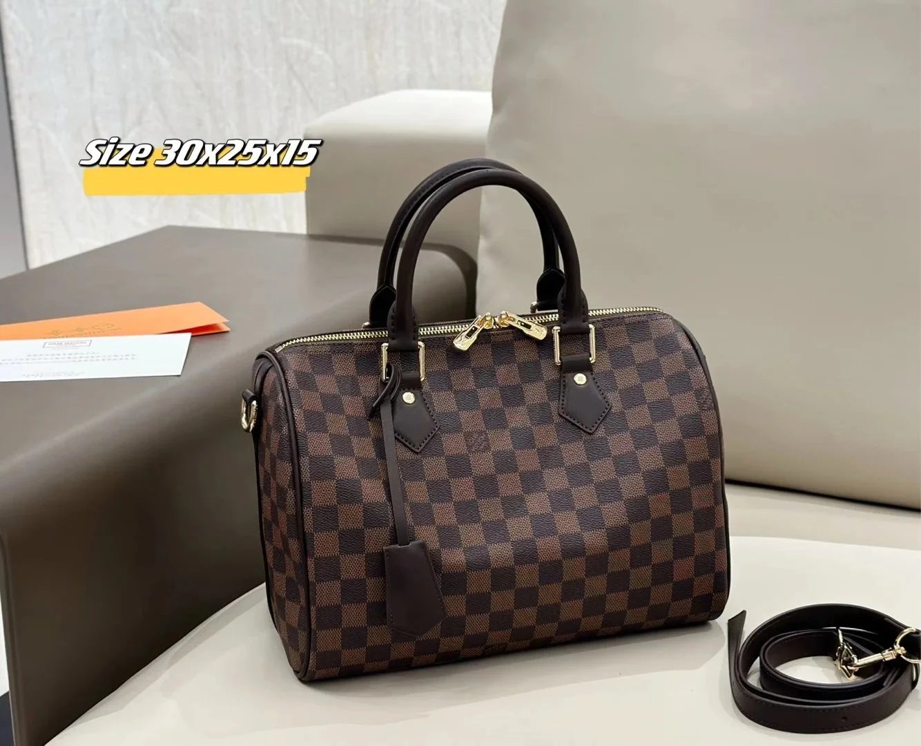 Chanel Quilted chain-strap crossbody bag image 5