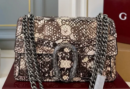 Louis Vuitton Monogram drawstring backpack product detail image 2