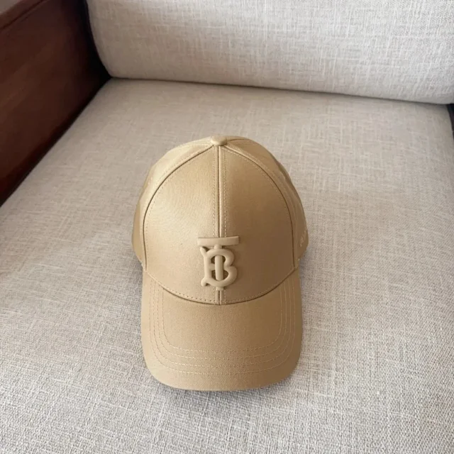 Burberry Hats Check Baseball Caps and Logo Knit Beanies product detail image 9