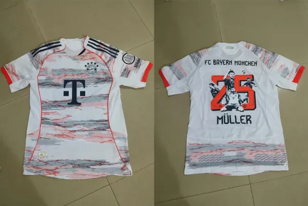 Adidas FC Bayern München Thomas Müller 25th Anniversary Commemorative Jersey - 1