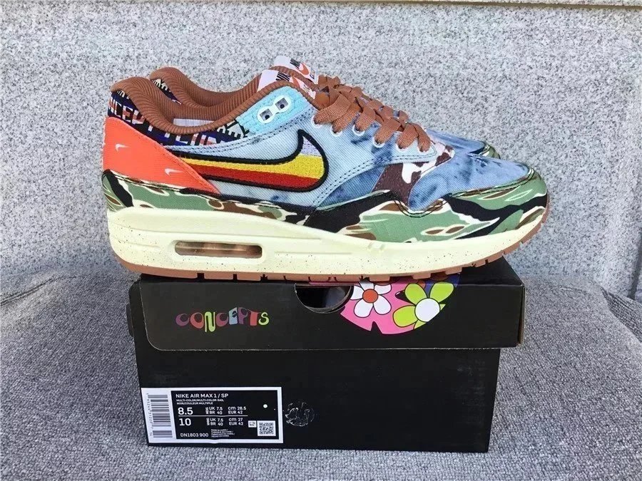 Nike Sneakers Air Max 1 image 4