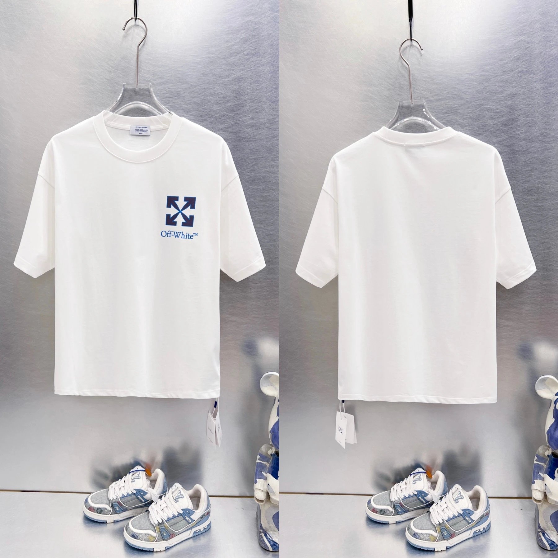 Off-White T-Shirts Graphic-print crew-neck — white 9657