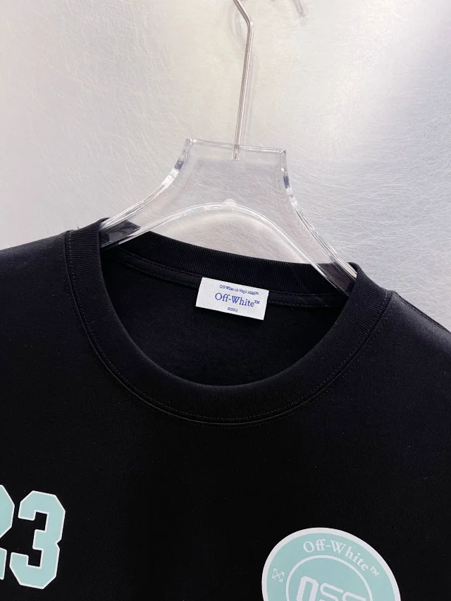 Off-White T-Shirts Graphic-print crew-neck product detail image 11
