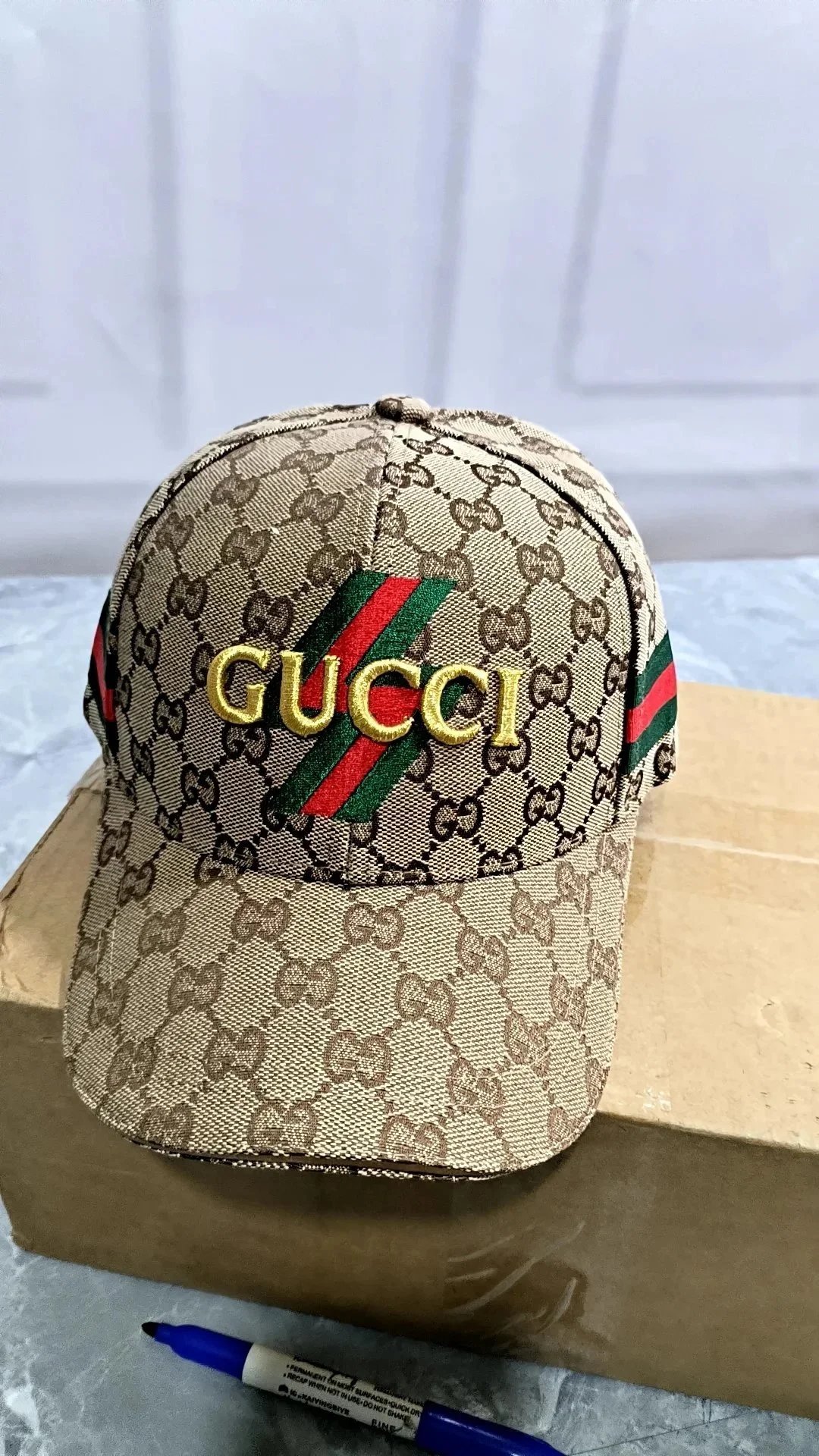 Burberry Hats Embroidered Equestrian Knight Check Trim Baseball Cap — CKMZ-06 (Special price, no returns or exchanges)
