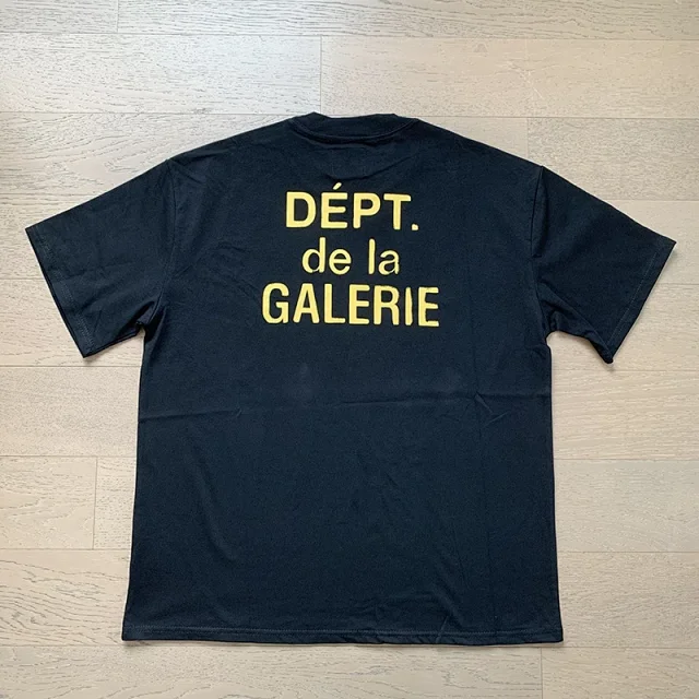 Gallery Dept. T-Shirts Loose Graphic Print product detail image 15