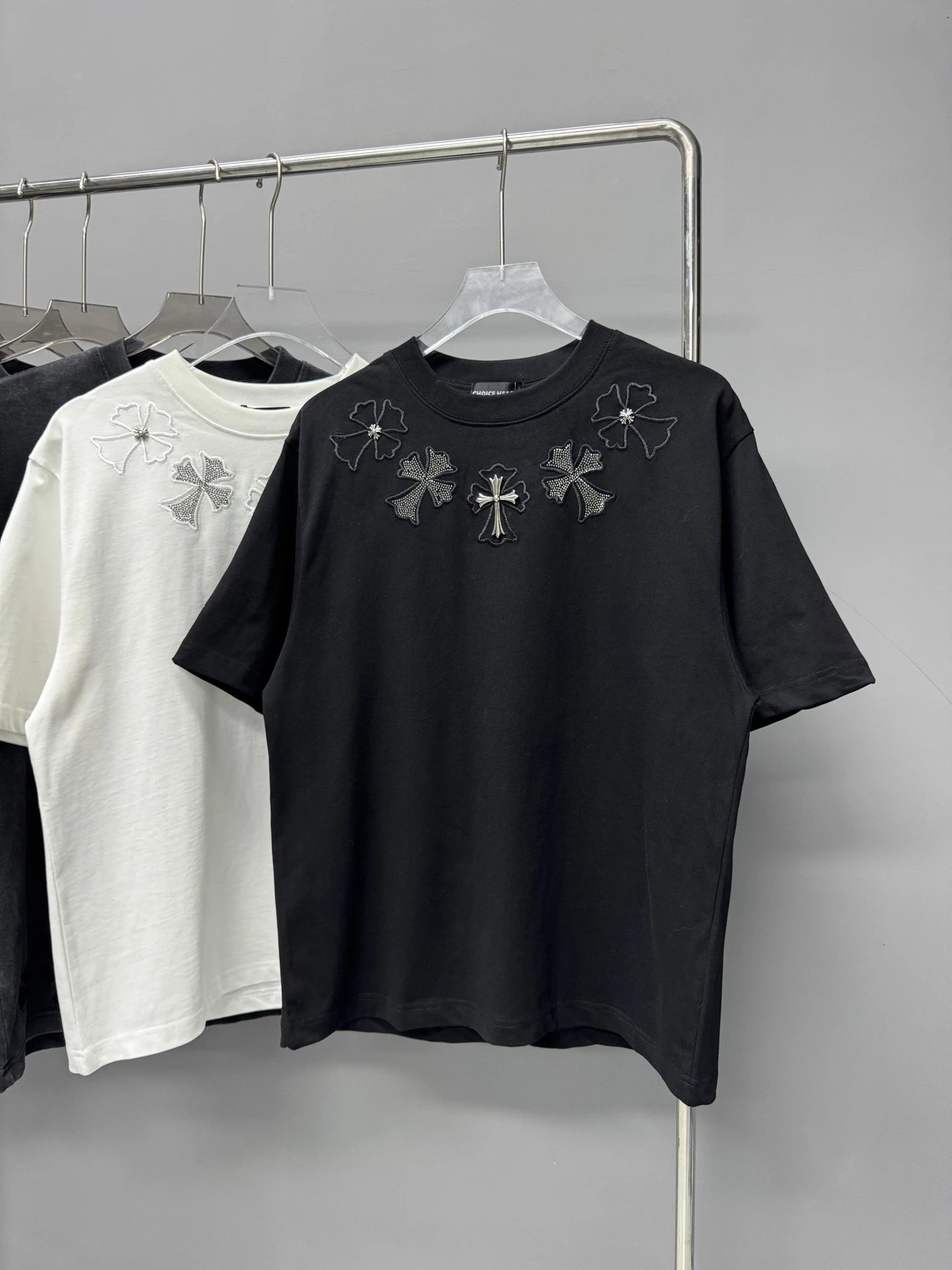 Chrome Hearts Cross Embroidered Distressed White T-Shirt - 10