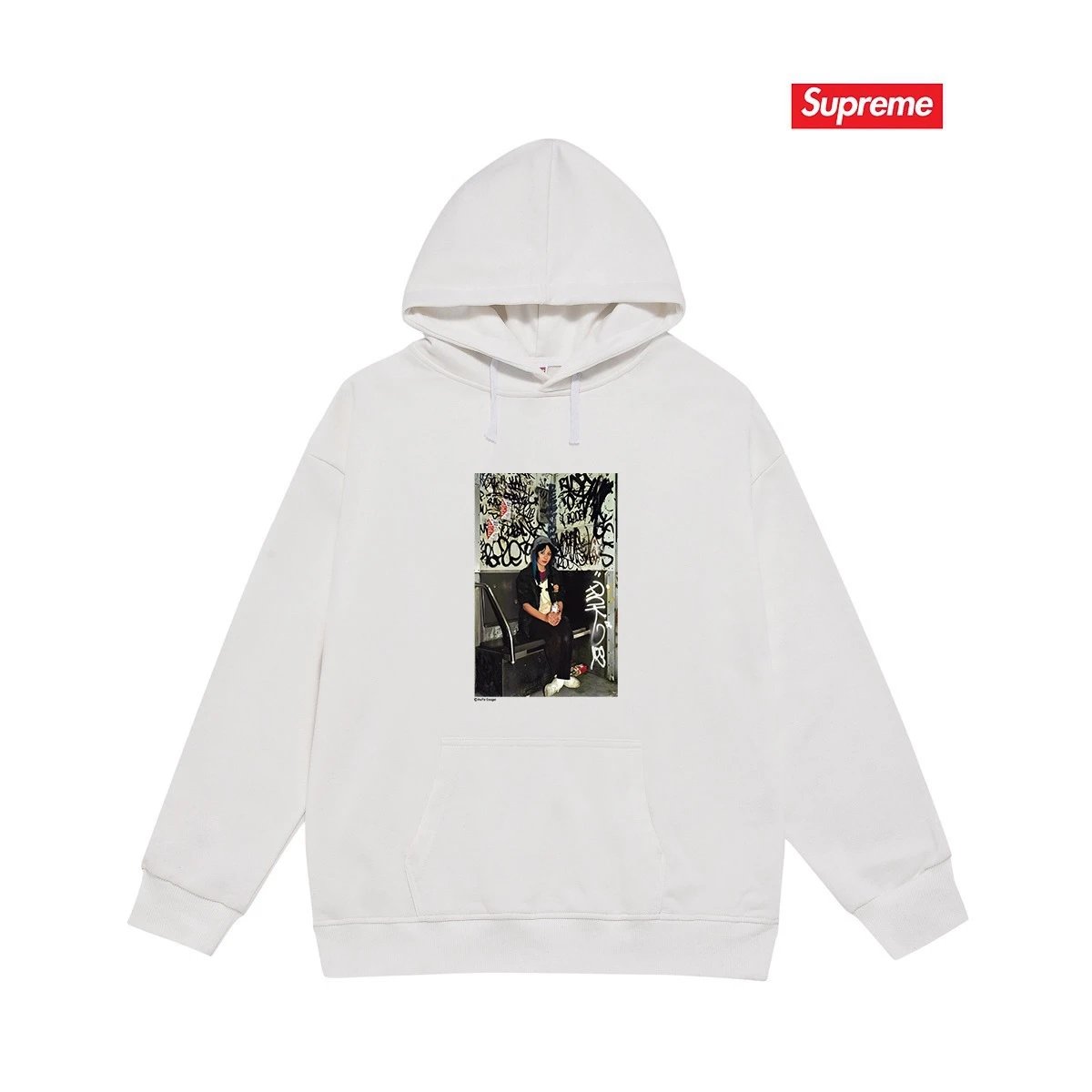 Supreme Hoodies & Sweatshirts Fleece-lined pullover hoodie with photo graphic and kangaroo pocket — S 2181 White with fleece lining