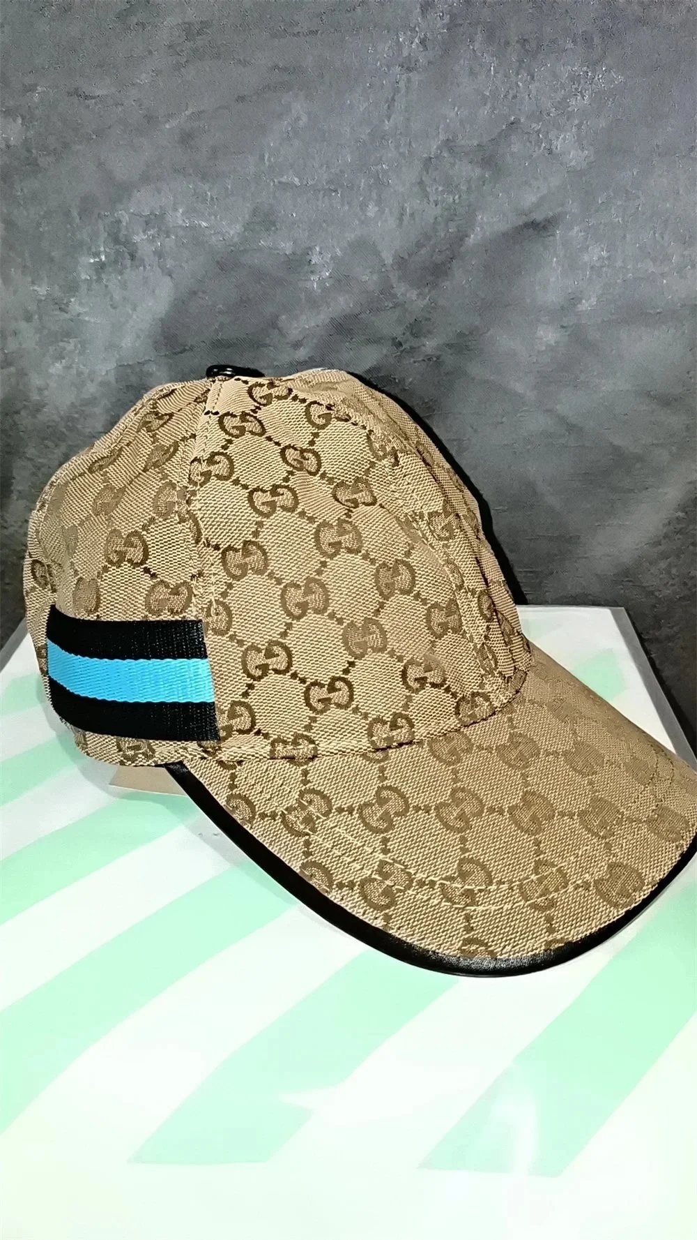 Burberry Hats Embroidered Equestrian Knight Check Trim Baseball Cap — CKMZ-123 (Special price, no returns or exchanges)