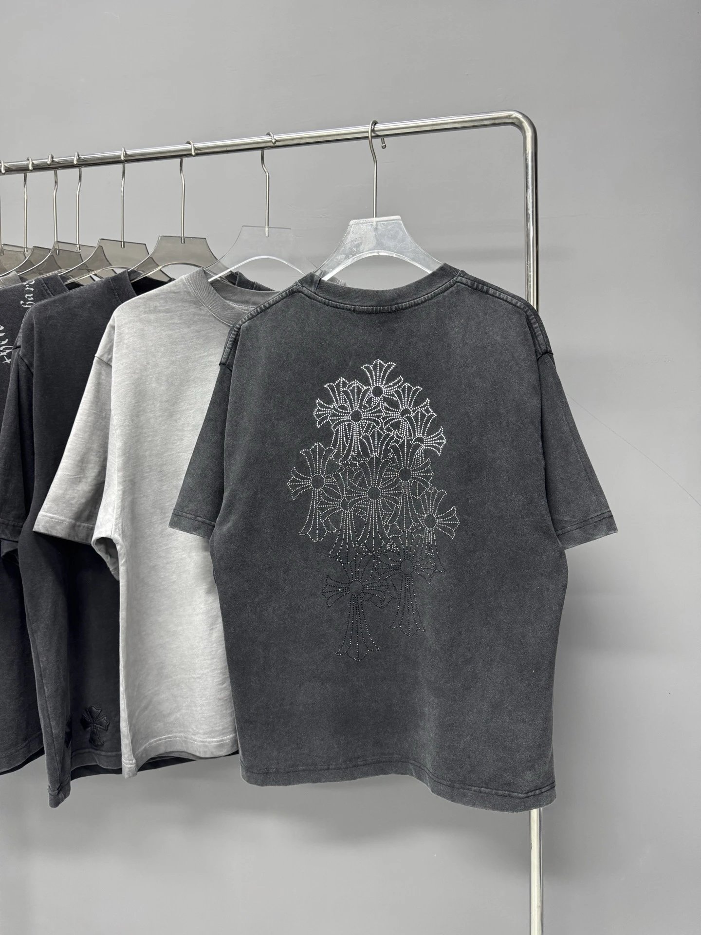 Chrome Hearts Cross Embroidered Distressed White T-Shirt - 27