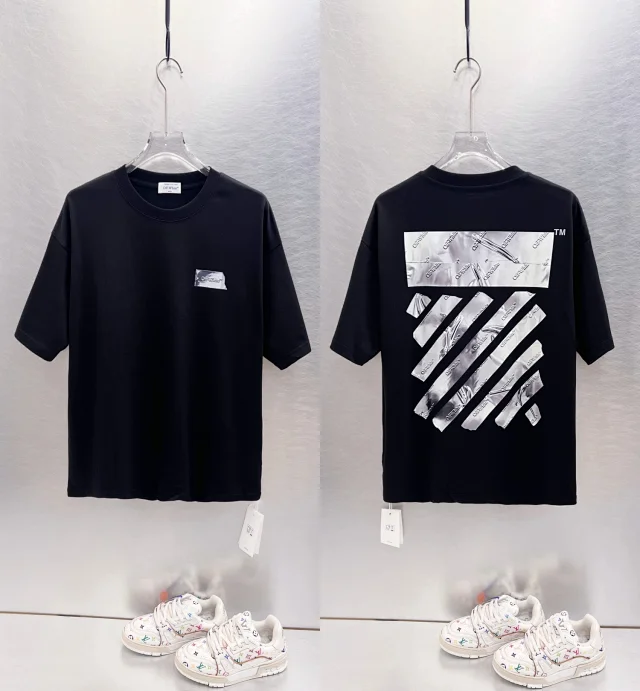 Off-White T-Shirts Graphic-print crew-neck product detail image 34