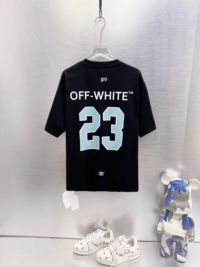 Off-White T-Shirts Graphic-print crew-neck product detail image 9