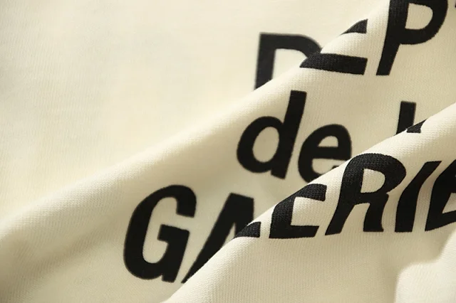 Gallery Dept. T-Shirts Loose Graphic Print product detail image 20