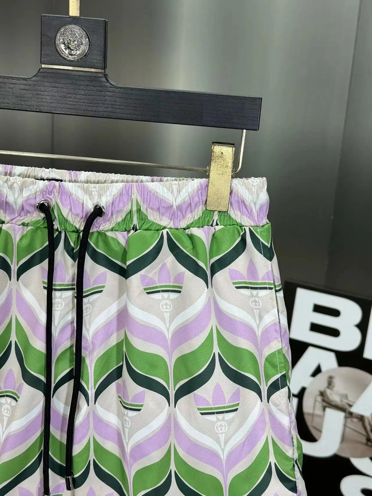 Balenciaga Printed Drawstring Shorts Multicolor - 10