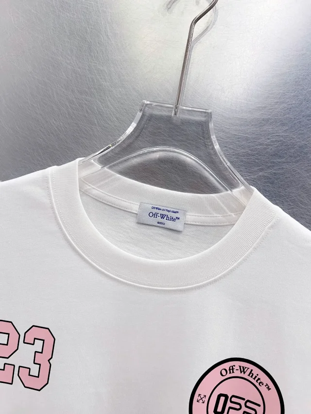 Off-White T-Shirts Graphic-print crew-neck product detail image 16