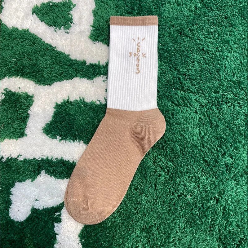 Cactus Jack Socks Ribbed crew with embroidered graphic motifs — Reverse Mocha Lettering