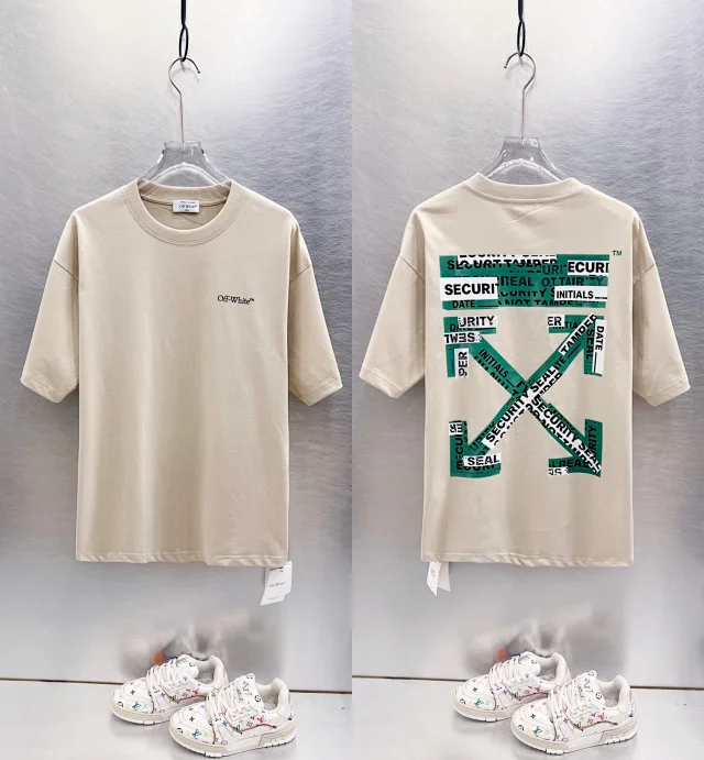 Off-White T-Shirts Graphic-print crew-neck product detail image 39