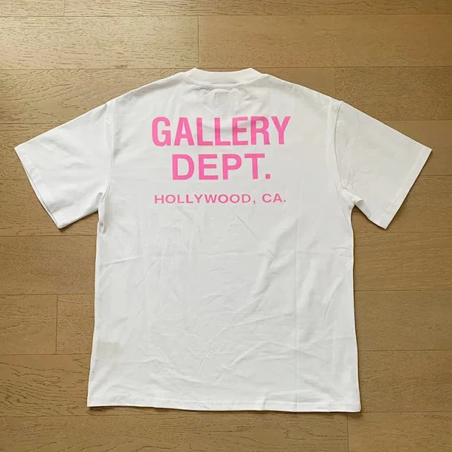 Gallery Dept. T-Shirts Loose Graphic Print product detail image 11