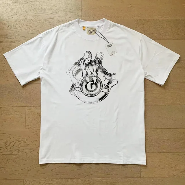 Gallery Dept. T-Shirts Loose Graphic Print product detail image 13