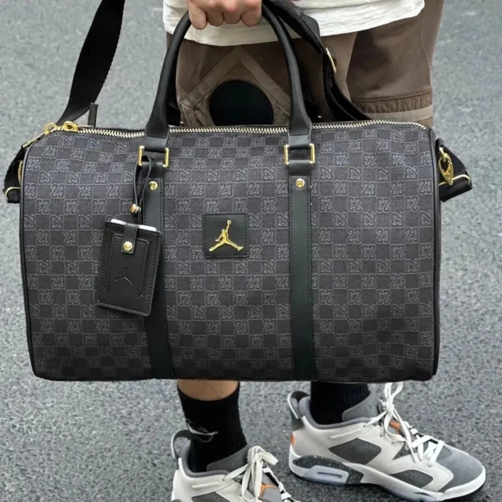 Air Jordan Duffle Bag Black Monogram - 8