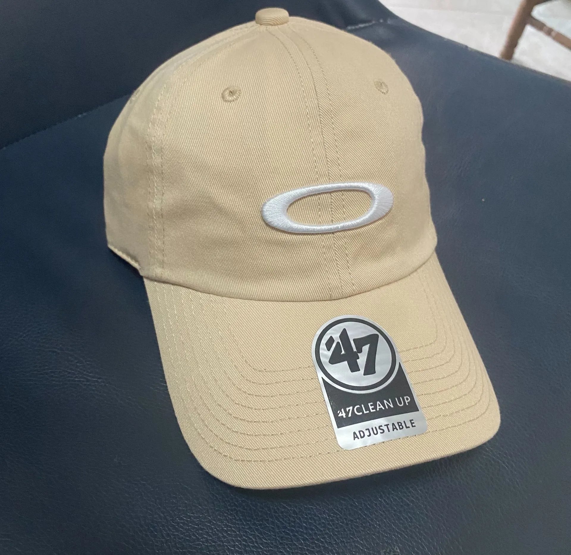 Oakley Hats Baseball Cap with Embroidered Ellipse Logo — Khaki white label