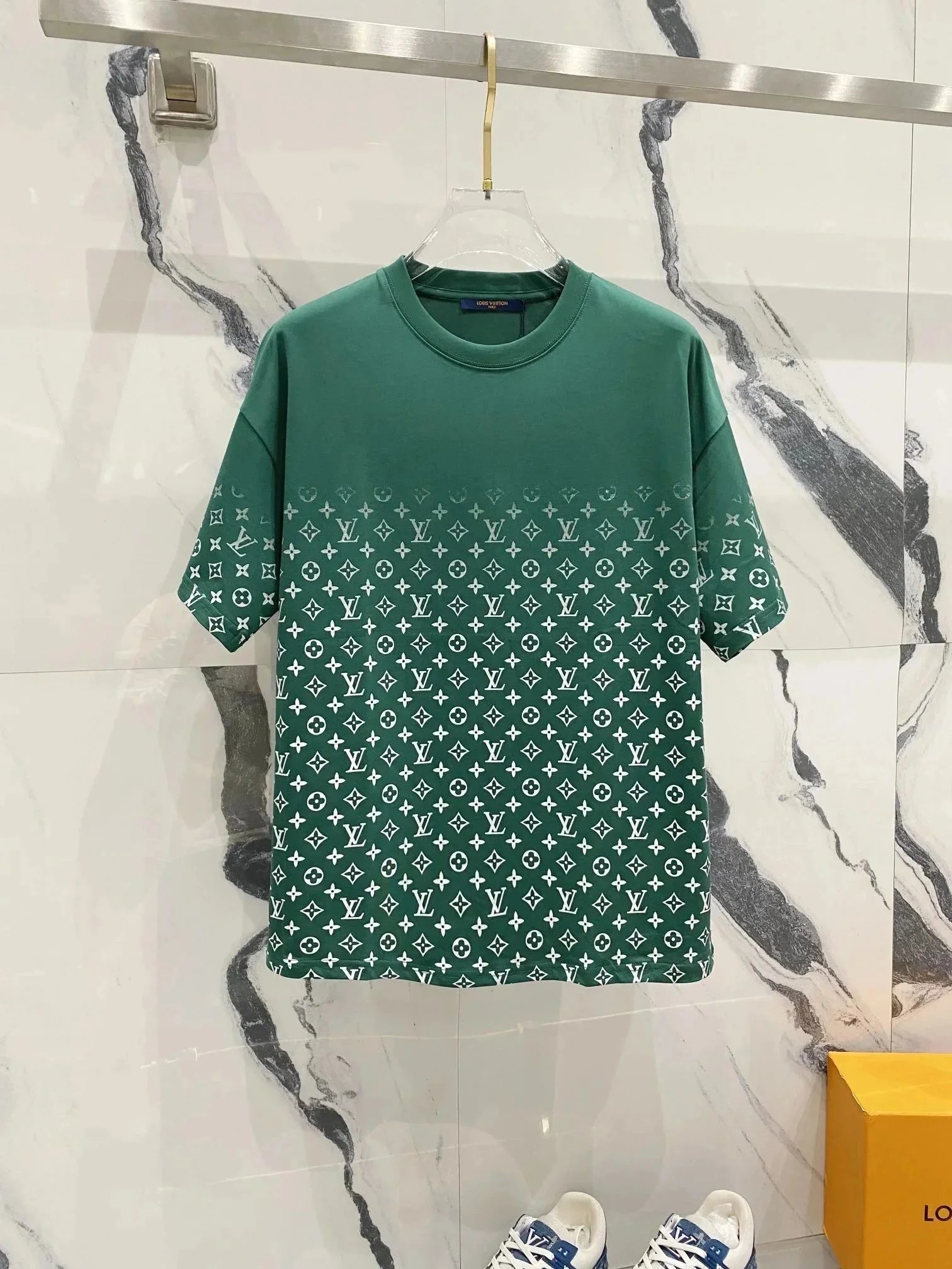 Louis Vuitton T-Shirts Short-Sleeve Logo Print T-Shirt — 74