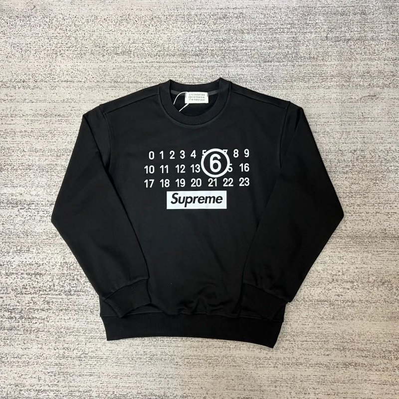 Maison Margiela Hoodies & Sweatshirts Crewneck sweatshirt with number-logo graphics — 30 black