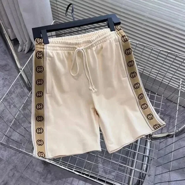 Gucci Shorts Drawstring logo-print product detail image 8