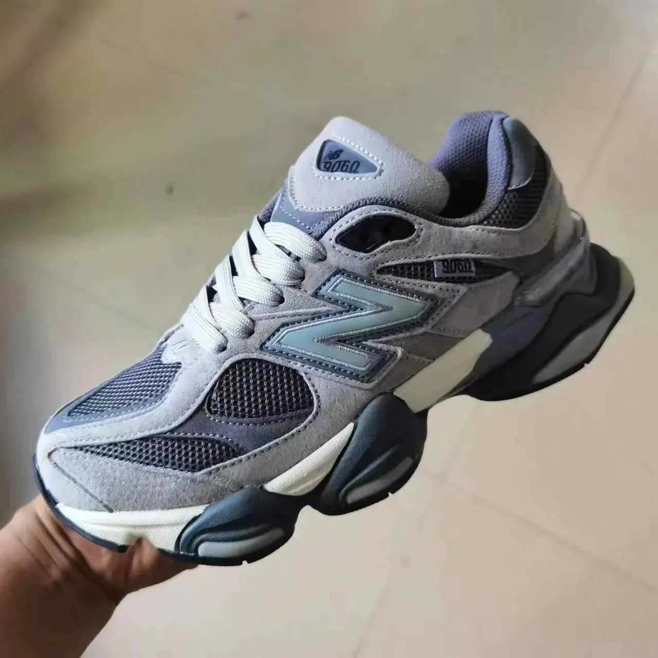 Unbranded Sneakers Chunky mesh with N-shaped side logo — 16