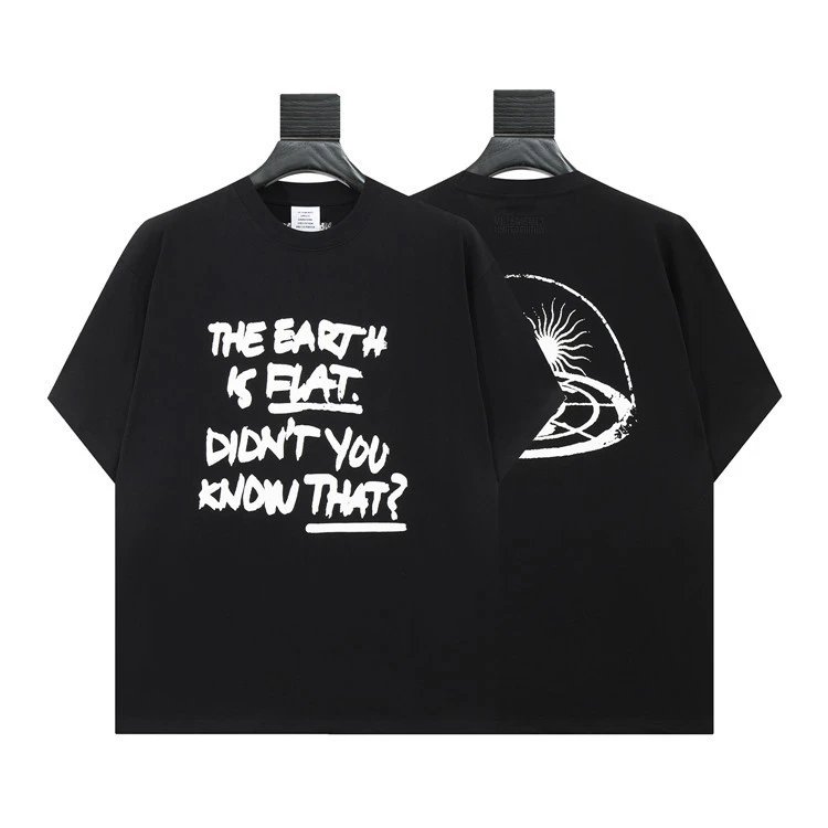 Vetements T-Shirts Graphic Logo Print — 8006 black