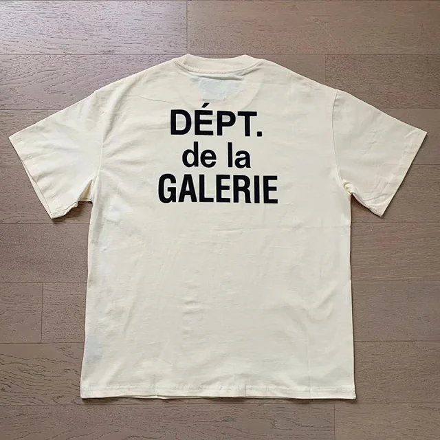 Gallery Dept. T-Shirts Loose Graphic Print product detail image 12