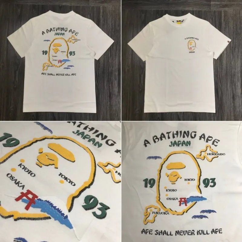 A Bathing Ape T-Shirts Head Graphic T-Shirt — white 011