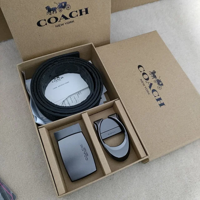 Coach Belts Reversible Signature C Pattern Belt with Interchangeable Buckles product detail image 14
