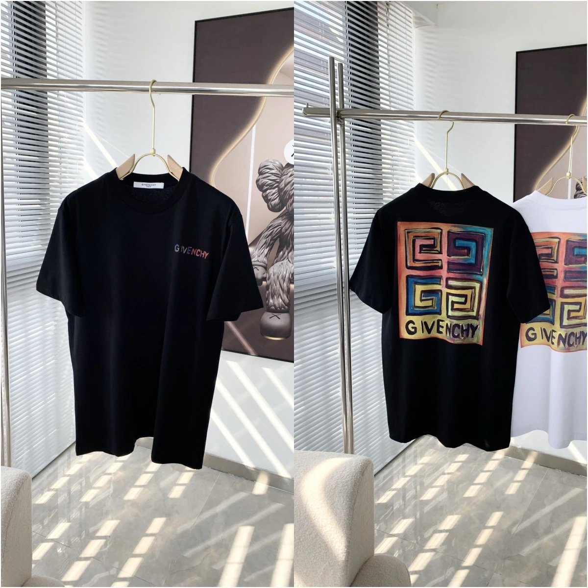 Givenchy T-Shirts Graphic Print — 851 black