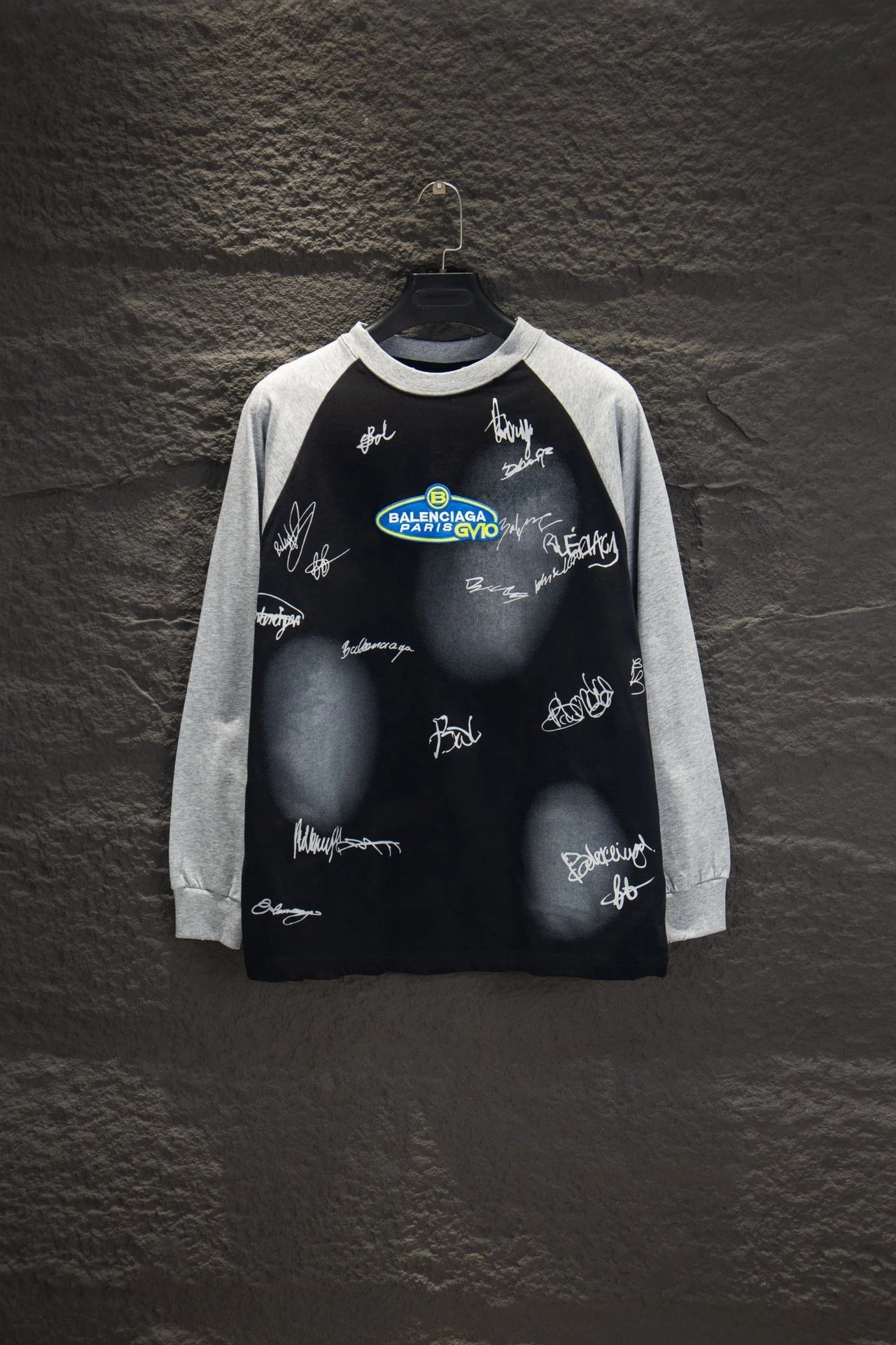 Unbranded Hoodies & Sweatshirts Oversized Letter-Graphic Pullover Hoodie — Black 5233