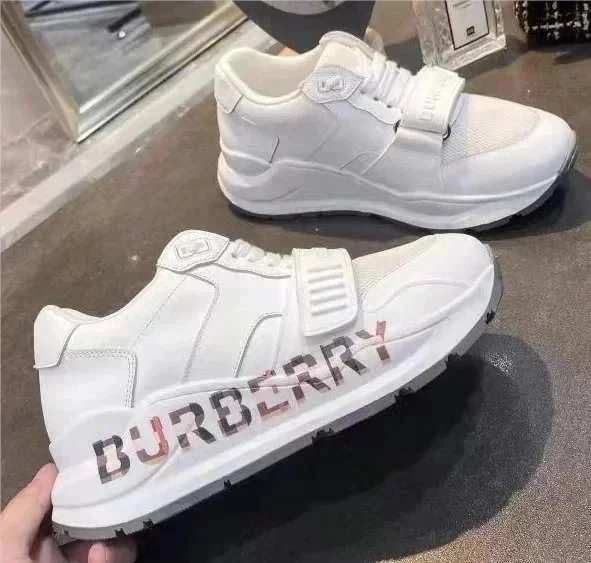 Burberry Sneakers Velcro-Strap — 27