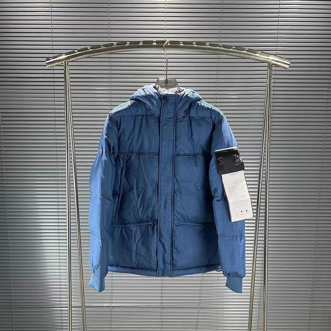 Unbranded Jackets Hooded quilted padded jacket image 3