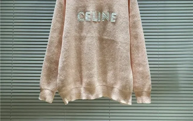 Gucci Knitwear Assorted knit sweaters and cardigans product detail image 48