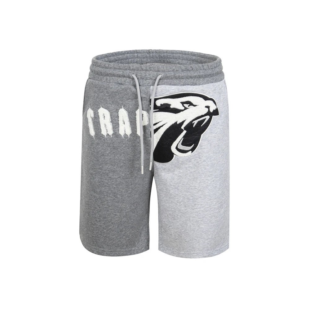 Trapstar T-Shirts Graphic Logo T-Shirt — 6920 Gray shorts